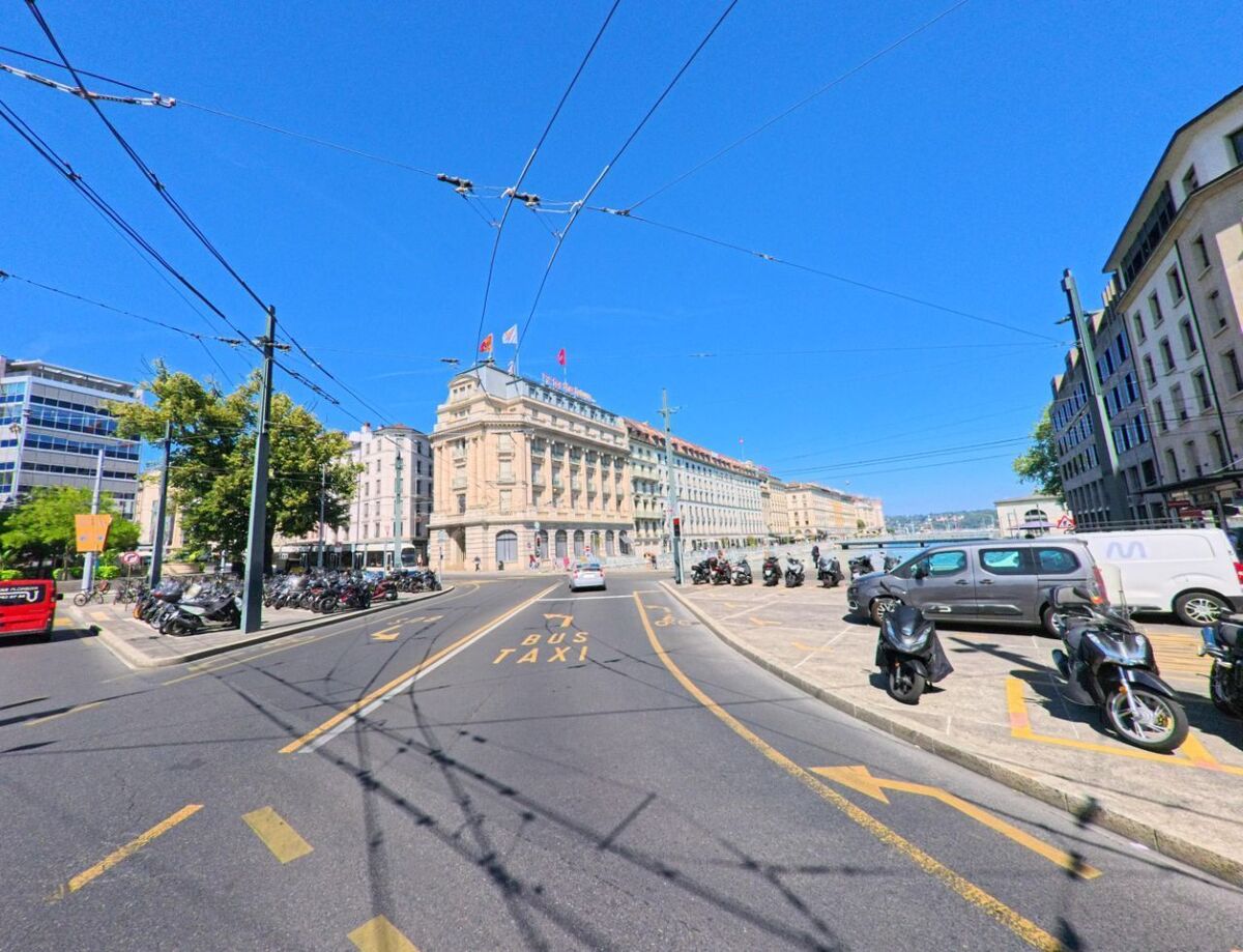 geneve-1201-strasse-am-genfersee..jpg