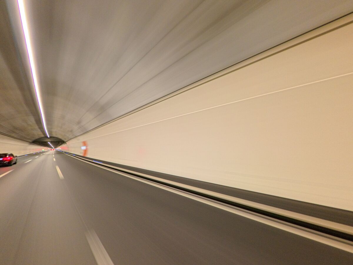 Autobahntunnel