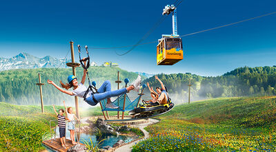 In Jakobsbad (9108, Kanton Appenzell Innerrhoden) geniessen Besucher am Kronberg eine Mischung aus Abenteuerpark und Seilbahnerlebnis inmitten der Alpenlandschaft.