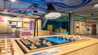 In der Umwelt Arena Schweiz in Spreitenbach (8957, Kanton Aargau) zeigt eine interaktive Ausstellung moderne Energiekonzepte und den Strommix der Zukunft.